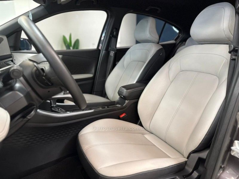 FIAT FASTBACK 1.0 IMPETUS 200 TURBO 2024/2025 LUIGGI AUTOMÓVEIS CARLOS BARBOSA / Carros no Vale