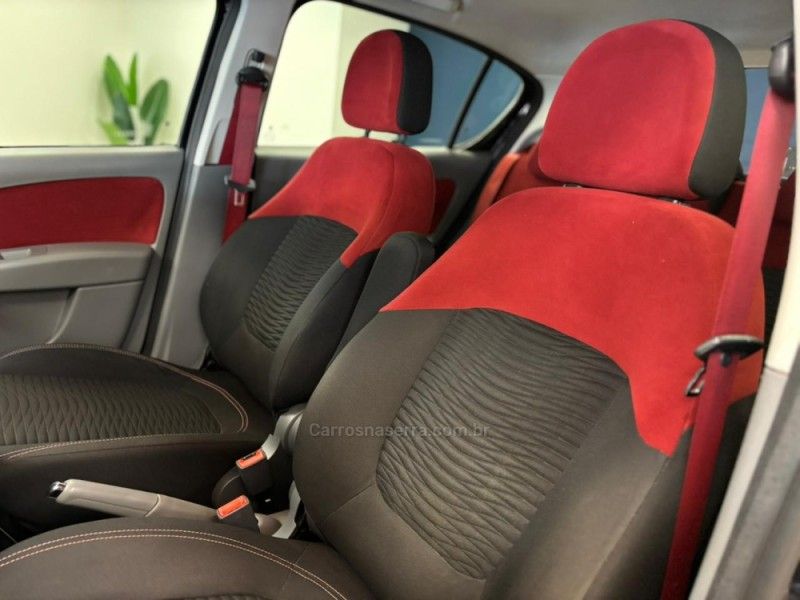 FIAT PALIO 1.6 MPI SPORTING 16V 2012/2013 LUIGGI AUTOMÓVEIS CARLOS BARBOSA / Carros no Vale