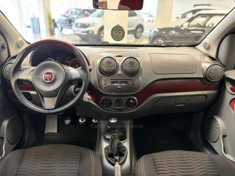 FIAT PALIO 1.6 MPI SPORTING 16V 2012/2013 LUIGGI AUTOMÓVEIS CARLOS BARBOSA / Carros no Vale
