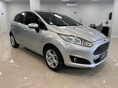 FORD FIESTA 1.5 SE HATCH 16V 2014/2015 LUIGGI AUTOMÓVEIS CARLOS BARBOSA / Carros no Vale