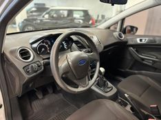 FORD FIESTA 1.5 SE HATCH 16V 2014/2015 LUIGGI AUTOMÓVEIS CARLOS BARBOSA / Carros no Vale