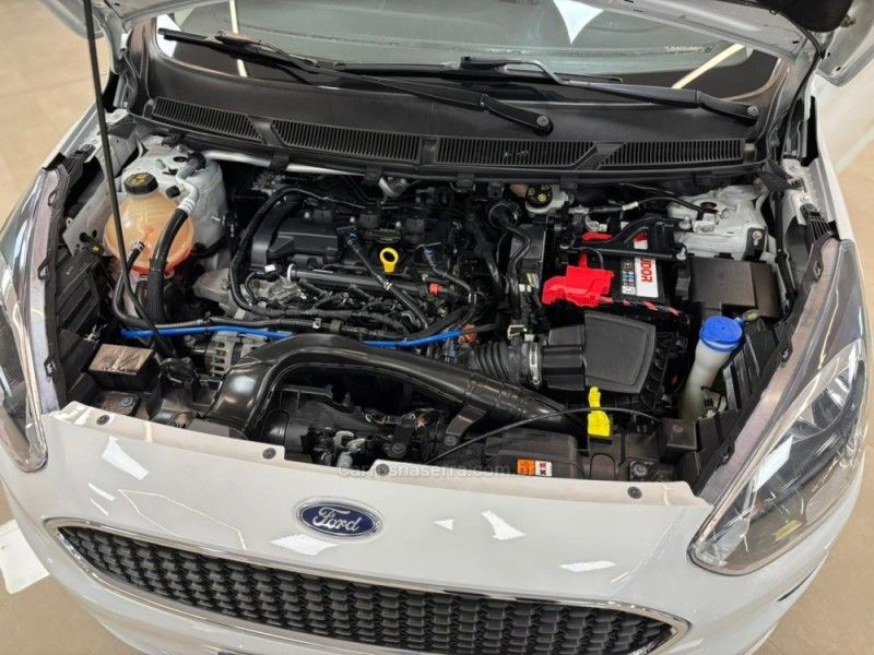 FORD KA 1.5 TITANIUM 12V 2019/2020 LUIGGI AUTOMÓVEIS CARLOS BARBOSA / Carros no Vale