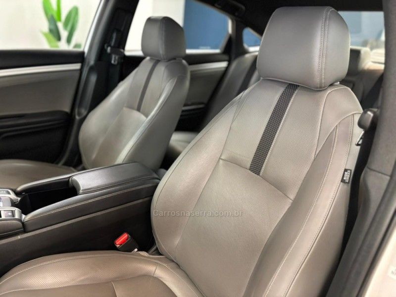 HONDA CIVIC 2.0 EXL 16V 2020/2021 LUIGGI AUTOMÓVEIS CARLOS BARBOSA / Carros no Vale