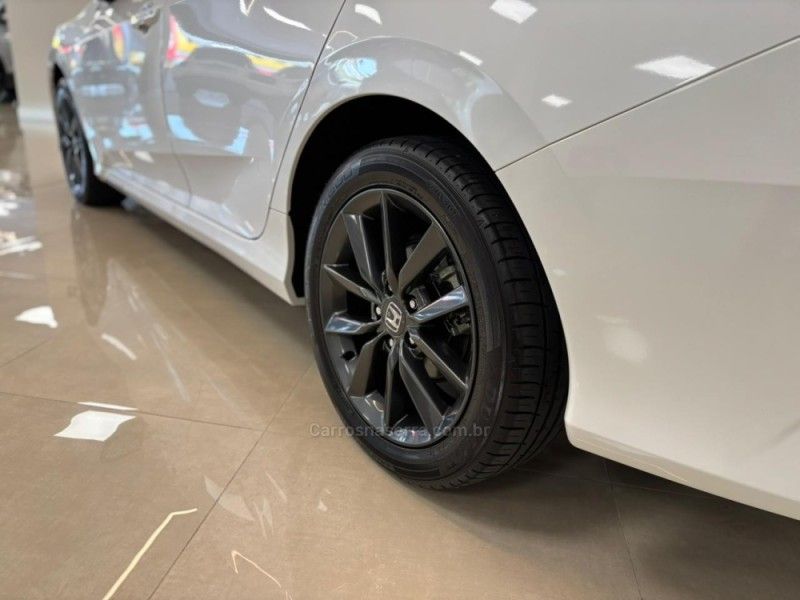 HONDA CIVIC 2.0 EXL 16V 2020/2021 LUIGGI AUTOMÓVEIS CARLOS BARBOSA / Carros no Vale