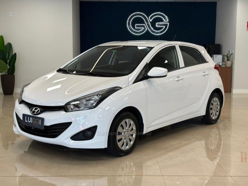 HYUNDAI HB20 1.0 COMFORT PLUS 12V TURBO 2015/2015 LUIGGI AUTOMÓVEIS CARLOS BARBOSA / Carros no Vale HYUNDAI HB20 1.0 COMFORT PLUS 12V TURBO 2015/2015 LUIGGI AUTOMÓVEIS CARLOS BARBOSA / Carros no Vale
