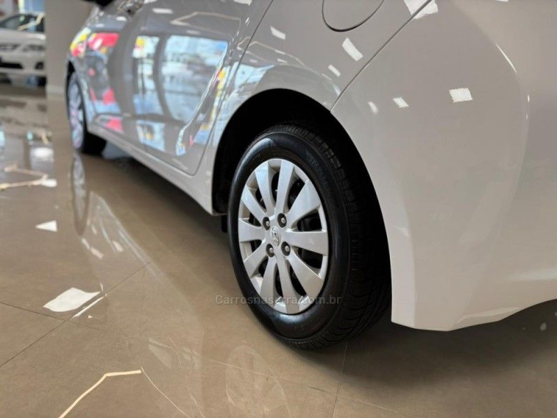 HYUNDAI HB20 1.0 COMFORT PLUS 12V TURBO 2015/2015 LUIGGI AUTOMÓVEIS CARLOS BARBOSA / Carros no Vale HYUNDAI HB20 1.0 COMFORT PLUS 12V TURBO 2015/2015 LUIGGI AUTOMÓVEIS CARLOS BARBOSA / Carros no Vale