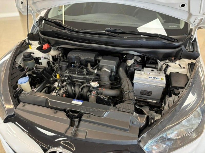 HYUNDAI HB20 1.0 COMFORT PLUS 12V TURBO 2015/2015 LUIGGI AUTOMÓVEIS CARLOS BARBOSA / Carros no Vale HYUNDAI HB20 1.0 COMFORT PLUS 12V TURBO 2015/2015 LUIGGI AUTOMÓVEIS CARLOS BARBOSA / Carros no Vale