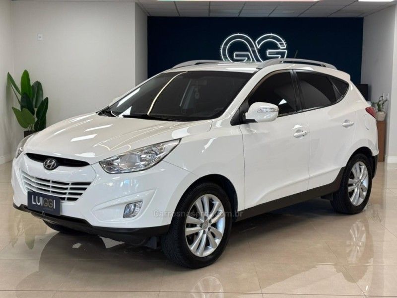 HYUNDAI IX35 2.0 16V 2014/2015 LUIGGI AUTOMÓVEIS CARLOS BARBOSA / Carros no Vale