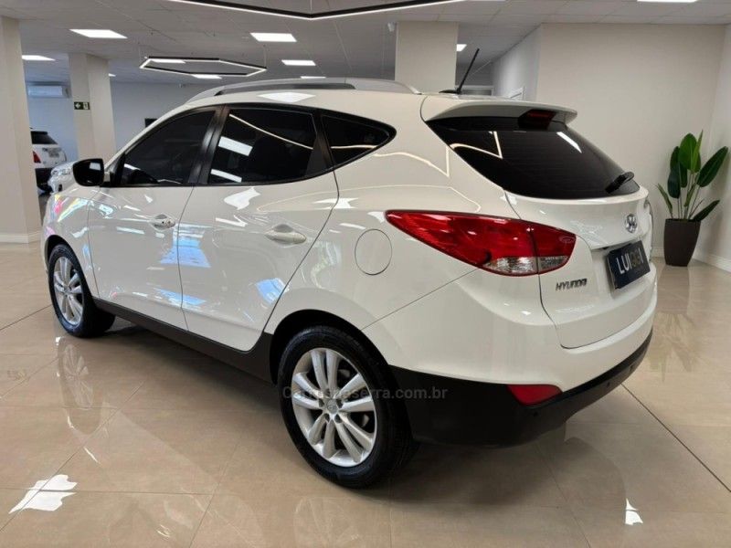 HYUNDAI IX35 2.0 MPFI GLS 16V 2014/2015 LUIGGI AUTOMÓVEIS CARLOS BARBOSA / Carros no Vale