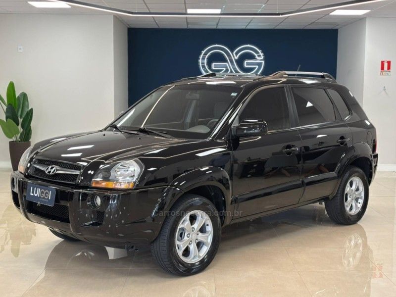 HYUNDAI TUCSON 2.0 MPFI GLS 16V 143CV 2WD 2013/2014 LUIGGI AUTOMÓVEIS CARLOS BARBOSA / Carros no Vale