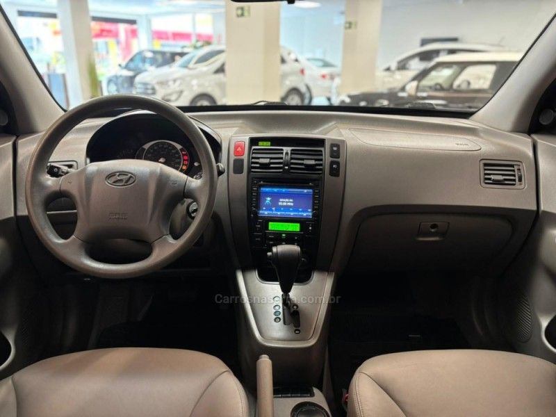HYUNDAI TUCSON 2.0 MPFI GLS 16V 143CV 2WD 2013/2014 LUIGGI AUTOMÓVEIS CARLOS BARBOSA / Carros no Vale