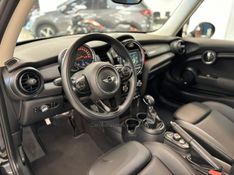 MINI COOPER 1.5 12V TURBO 2017/2018 LUIGGI AUTOMÓVEIS CARLOS BARBOSA / Carros no Vale