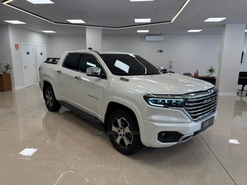 RAM RAMPAGE 2.0 LARAMIE 4X4 TURBO 2024/2024 LUIGGI AUTOMÓVEIS CARLOS BARBOSA / Carros no Vale RAM RAMPAGE 2.0 LARAMIE 4X4 TURBO 2024/2024 LUIGGI AUTOMÓVEIS CARLOS BARBOSA / Carros no Vale