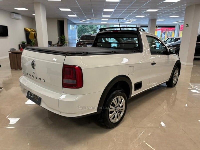 VOLKSWAGEN SAVEIRO 1.6 MSI ROBUST CS 16V 2022/2023 LUIGGI AUTOMÓVEIS CARLOS BARBOSA / Carros no Vale