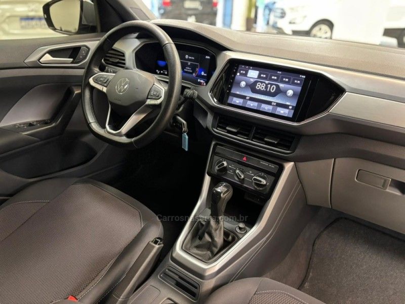 VOLKSWAGEN T-CROSS 1.0 TSI 200 12V 2021/2022 LUIGGI AUTOMÓVEIS CARLOS BARBOSA / Carros no Vale