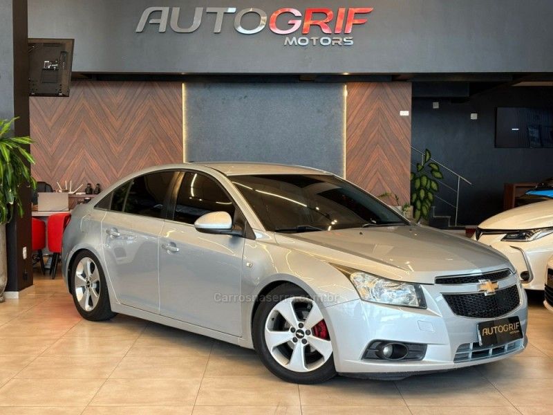 CHEVROLET CRUZE 1.8 LT 16V 2012/2012 AUTOGRIF MOTORS CAMPO BOM / Carros no Vale