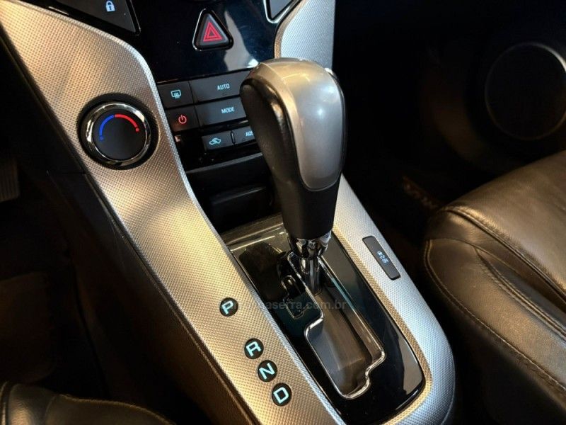 CHEVROLET CRUZE 1.8 LT 16V 2012/2012 AUTOGRIF MOTORS CAMPO BOM / Carros no Vale