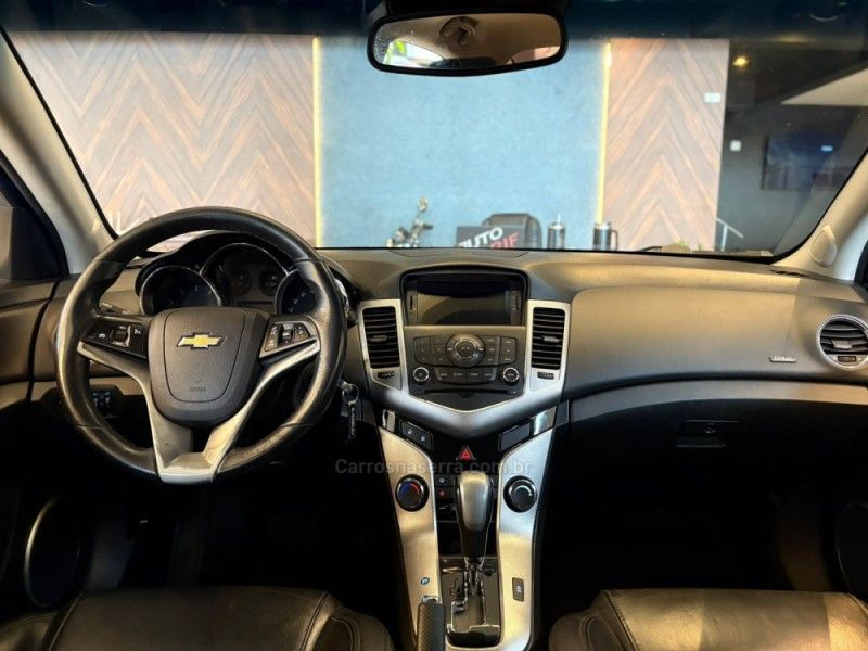 CHEVROLET CRUZE 1.8 LT 16V 2012/2012 AUTOGRIF MOTORS CAMPO BOM / Carros no Vale