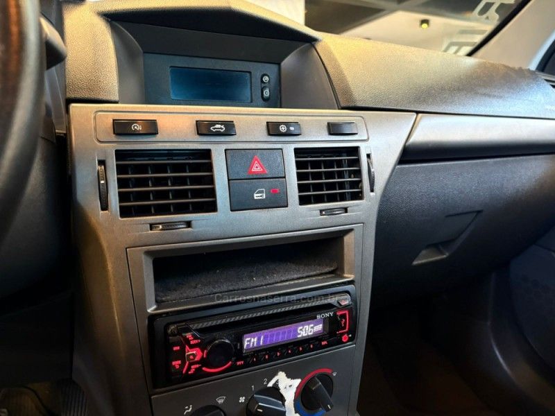 CHEVROLET VECTRA 2.0 MPFI EXPRESSION 8V 2010/2010 AUTOGRIF MOTORS CAMPO BOM / Carros no Vale