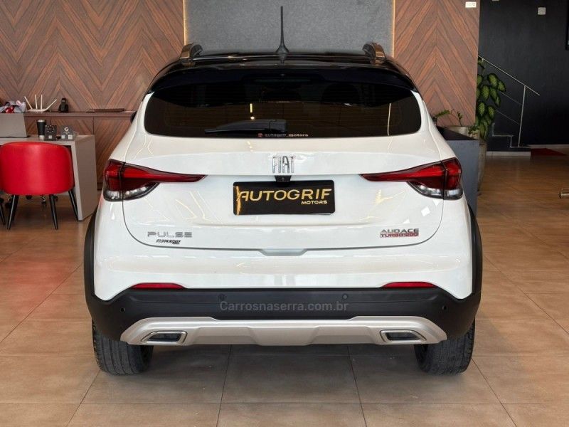 FIAT PULSE 1.0 AUDACE TURBO 200 12V 2022/2023 AUTOGRIF MOTORS CAMPO BOM / Carros no Vale