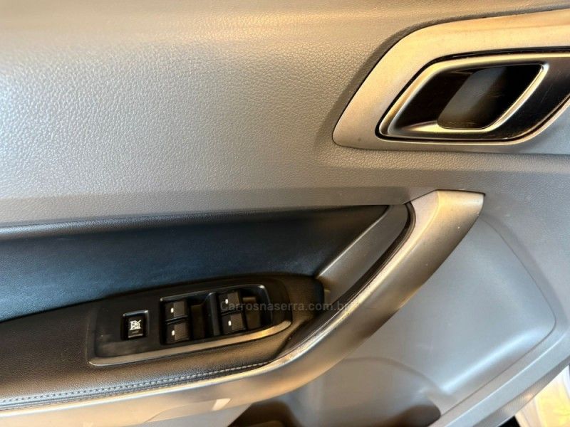 FORD RANGER 3.2 XLT 4X4 CD 20V 2019/2019 AUTOGRIF MOTORS CAMPO BOM / Carros no Vale
