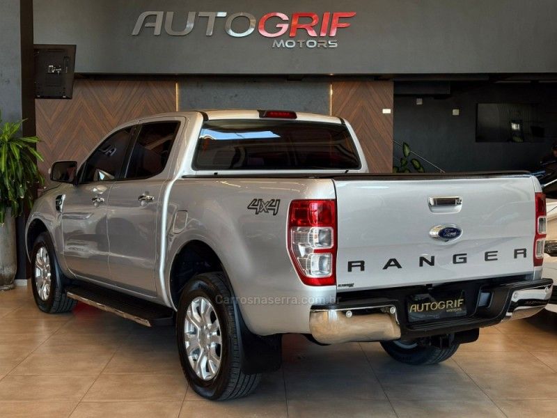FORD RANGER 3.2 XLT 4X4 CD 20V 2019/2019 AUTOGRIF MOTORS CAMPO BOM / Carros no Vale