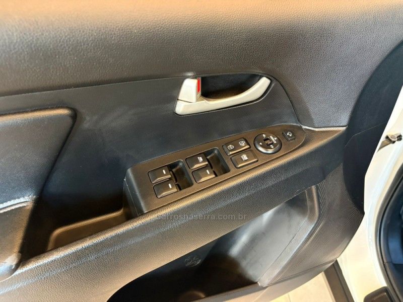 KIA SPORTAGE 2.0 EX2 4X2 16V 2015/2015 AUTOGRIF MOTORS CAMPO BOM / Carros no Vale