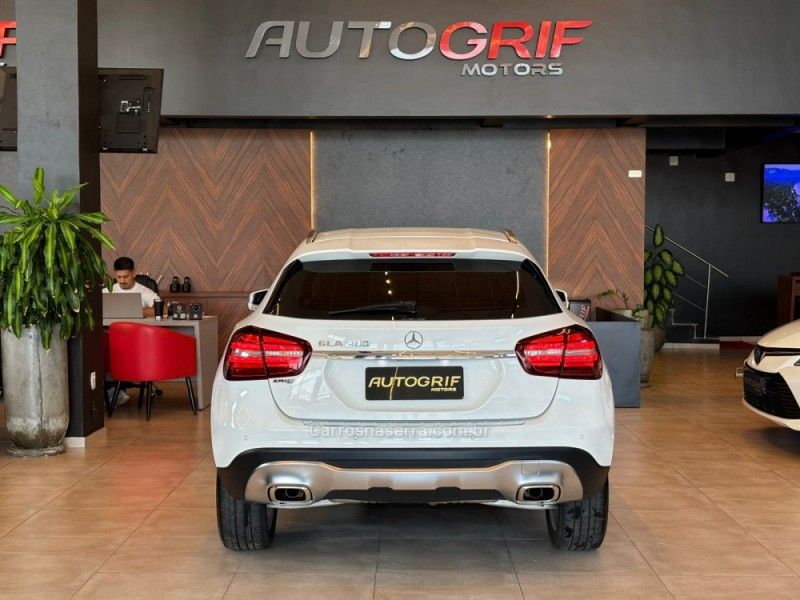 MERCEDES-BENZ GLA 200 1.6 CGI ADVANCE 16V TURBO 2019/2019 AUTOGRIF MOTORS CAMPO BOM / Carros no Vale