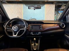 NISSAN KICKS 1.6 16V SL PACK PLUS XTRONIC 2017/2017 AUTOGRIF MOTORS CAMPO BOM / Carros no Vale