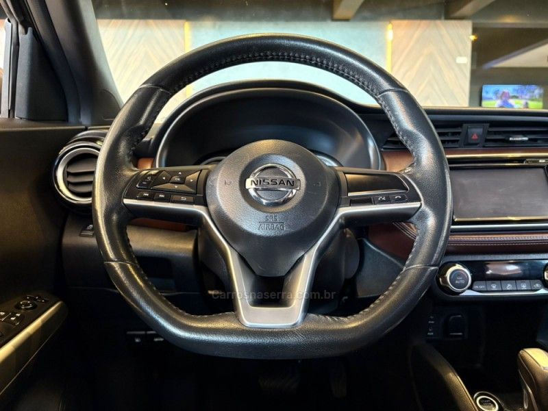 NISSAN KICKS 1.6 16V SL PACK PLUS XTRONIC 2017/2017 AUTOGRIF MOTORS CAMPO BOM / Carros no Vale