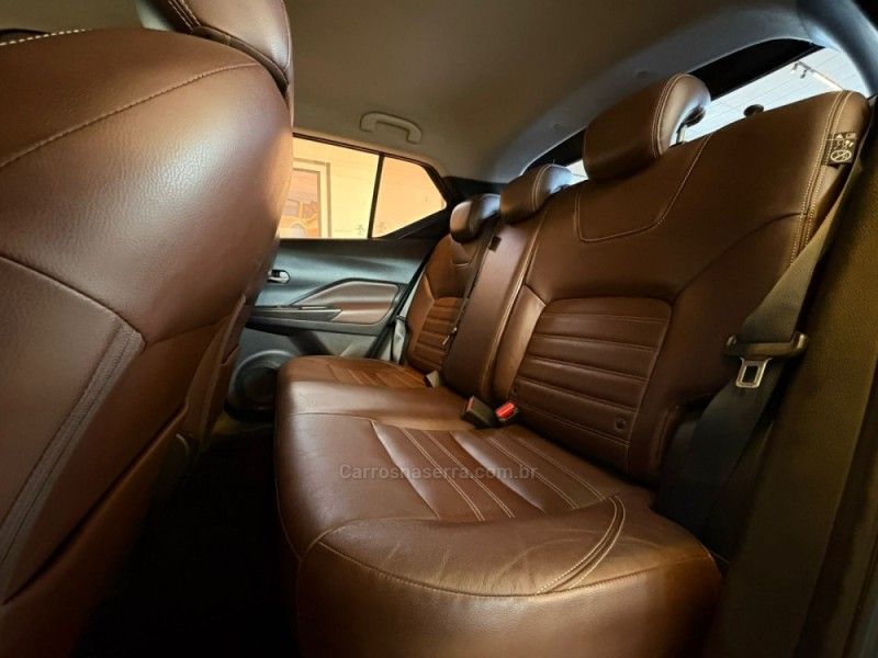 NISSAN KICKS 1.6 16V SL PACK PLUS XTRONIC 2017/2017 AUTOGRIF MOTORS CAMPO BOM / Carros no Vale