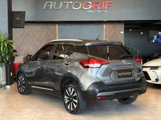 NISSAN KICKS 1.6 16V SL PACK PLUS XTRONIC 2017/2017 AUTOGRIF MOTORS CAMPO BOM / Carros no Vale