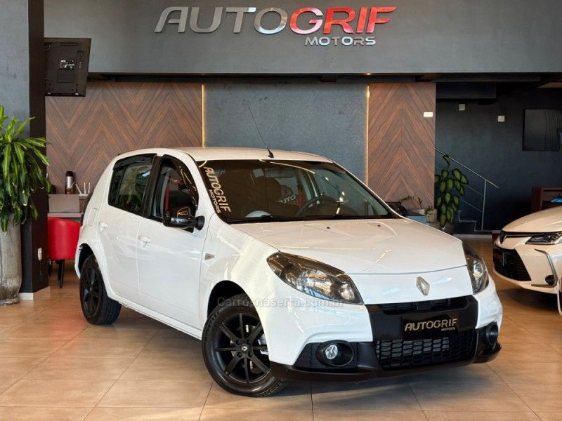 RENAULT SANDERO 1.6 GT LINE LIMITED 2012/2013 AUTOGRIF MOTORS CAMPO BOM / Carros no Vale