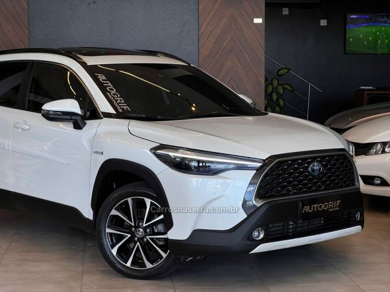 TOYOTA COROLLA 1.8 CROSS XRV 16V HÍBRIDO 2023/2023 AUTOGRIF MOTORS CAMPO BOM / Carros no Vale TOYOTA COROLLA 1.8 CROSS XRV 16V HÍBRIDO 2023/2023 AUTOGRIF MOTORS CAMPO BOM / Carros no Vale
