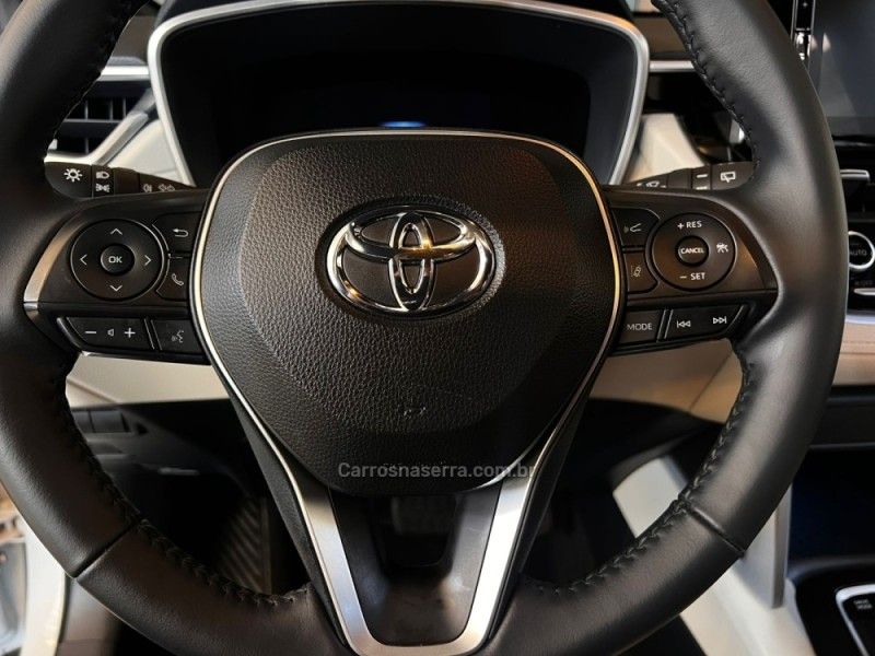 TOYOTA COROLLA 1.8 CROSS XRV 16V HÍBRIDO 2023/2023 AUTOGRIF MOTORS CAMPO BOM / Carros no Vale TOYOTA COROLLA 1.8 CROSS XRV 16V HÍBRIDO 2023/2023 AUTOGRIF MOTORS CAMPO BOM / Carros no Vale