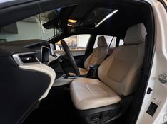 TOYOTA COROLLA 1.8 CROSS XRV 16V HÍBRIDO 2023/2023 AUTOGRIF MOTORS CAMPO BOM / Carros no Vale