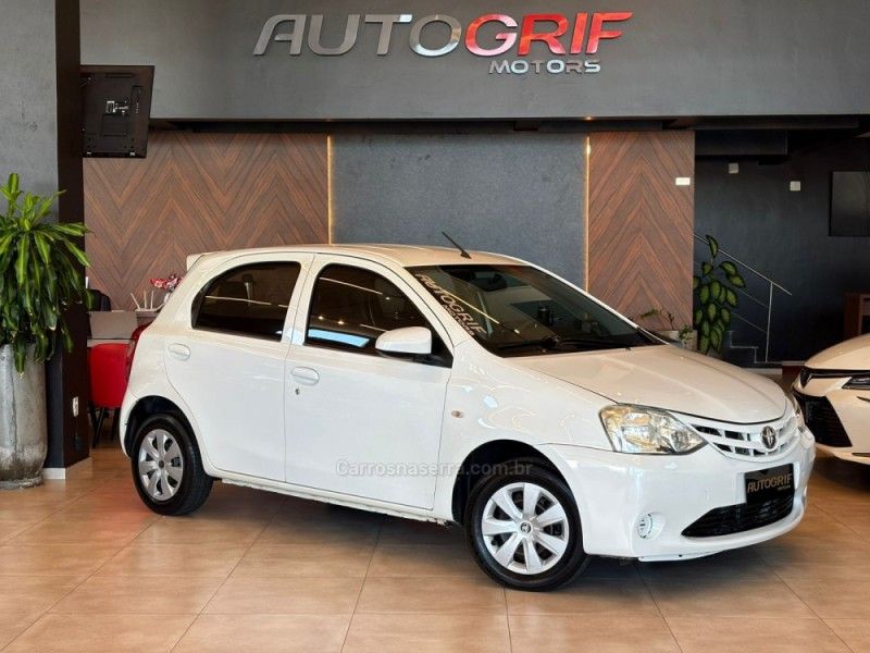 TOYOTA ETIOS 1.3 X 16V 2015/2015 AUTOGRIF MOTORS CAMPO BOM / Carros no Vale