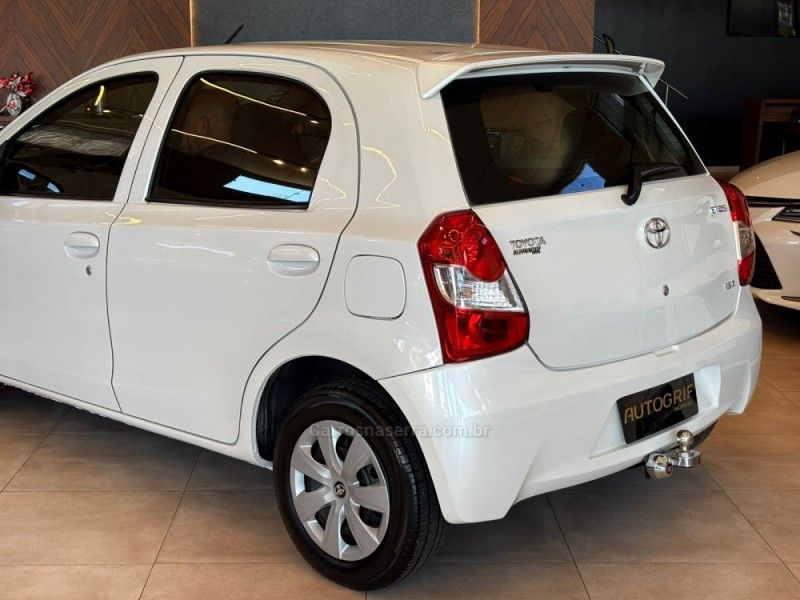 TOYOTA ETIOS 1.3 X 16V 2015/2015 AUTOGRIF MOTORS CAMPO BOM / Carros no Vale