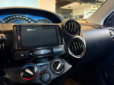 TOYOTA ETIOS 1.3 X 16V 2015/2015 AUTOGRIF MOTORS CAMPO BOM / Carros no Vale