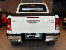 TOYOTA HILUX 2.8 SRX 4X4 CD 16V 2016/2016 AUTOGRIF MOTORS CAMPO BOM / Carros no Vale