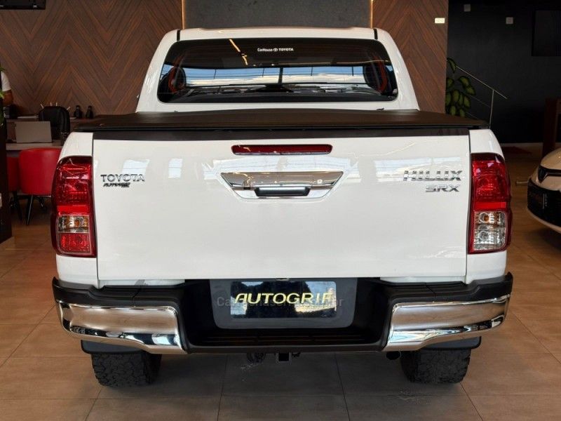 TOYOTA HILUX 2.8 SRX 4X4 CD 16V 2016/2016 AUTOGRIF MOTORS CAMPO BOM / Carros no Vale