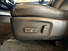 TOYOTA HILUX 2.8 SRX 4X4 CD 16V 2016/2016 AUTOGRIF MOTORS CAMPO BOM / Carros no Vale