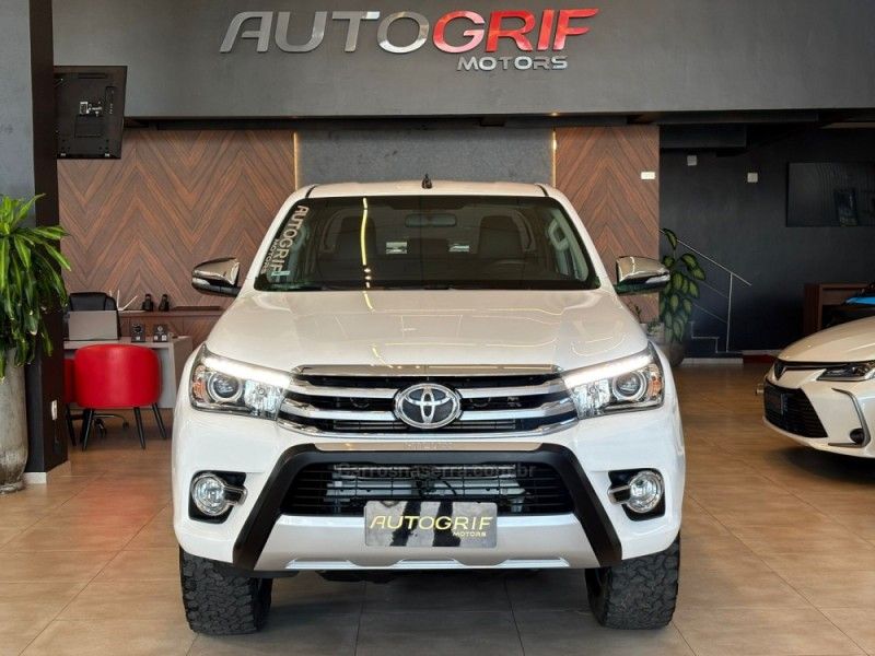 TOYOTA HILUX 2.8 SRX 4X4 CD 16V 2016/2016 AUTOGRIF MOTORS CAMPO BOM / Carros no Vale