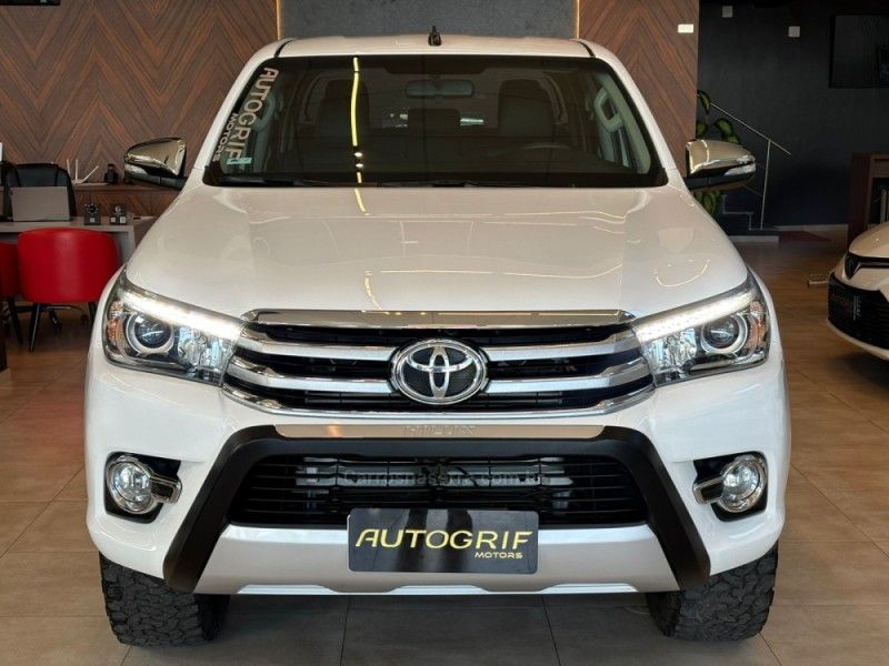 TOYOTA HILUX 2.8 SRX 4X4 CD 16V 2016/2016 AUTOGRIF MOTORS CAMPO BOM / Carros no Vale