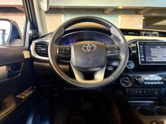 TOYOTA HILUX 2.8 SRX 4X4 CD 16V 2016/2016 AUTOGRIF MOTORS CAMPO BOM / Carros no Vale