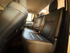 TOYOTA HILUX 2.8 SRX 4X4 CD 16V 2016/2016 AUTOGRIF MOTORS CAMPO BOM / Carros no Vale