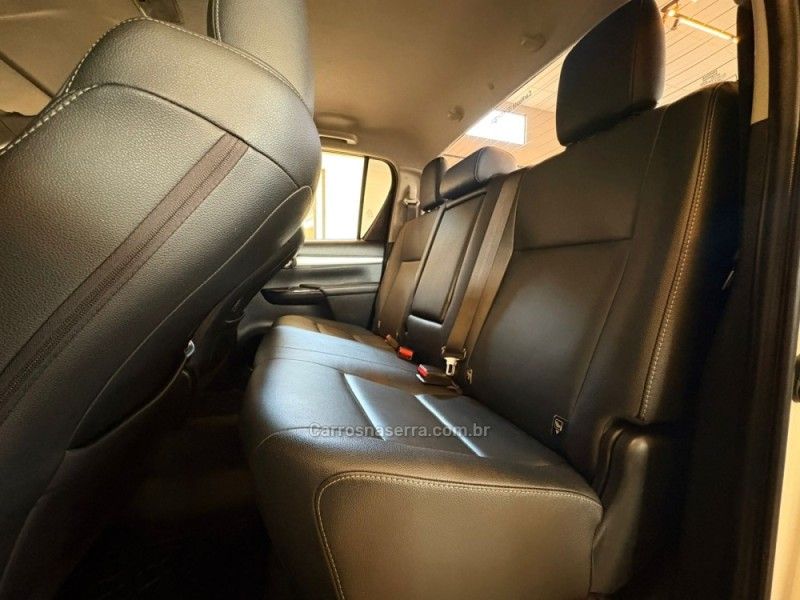 TOYOTA HILUX 2.8 SRX 4X4 CD 16V 2016/2016 AUTOGRIF MOTORS CAMPO BOM / Carros no Vale