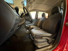 VOLKSWAGEN FOX 1.0 ITREND 8V 2013/2013 AUTOGRIF MOTORS CAMPO BOM / Carros no Vale