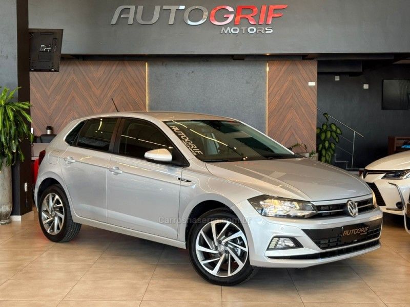 VOLKSWAGEN POLO 1.0200 TSI HIGHLINE 2020/2020 AUTOGRIF MOTORS CAMPO BOM / Carros no Vale