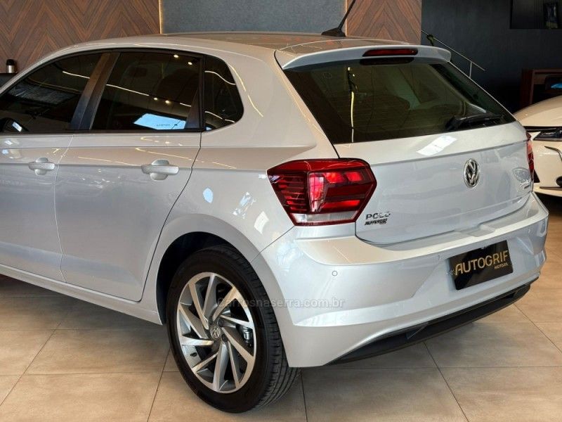 VOLKSWAGEN POLO 1.0200 TSI HIGHLINE 2020/2020 AUTOGRIF MOTORS CAMPO BOM / Carros no Vale